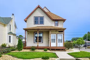 153 4th Ave S, South Saint Paul, MN 55075 - Photo 1