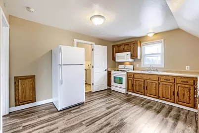 153 4th Avenue S, South Saint Paul, MN 55075 - Photo 5