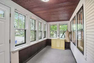 1024 Western Ave N, Saint Paul, MN 55117 - Photo 5