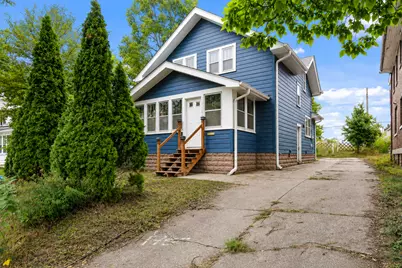 1024 Western Avenue N, Saint Paul, MN 55117 - Photo 1