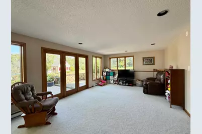 404 S 4th Street, Goodhue, MN 55027 - Photo 17