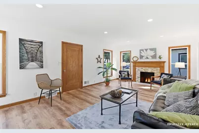 1515 Upton Avenue N, Minneapolis, MN 55411 - Photo 5