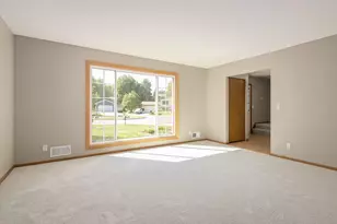 1800 James Ct, Burnsville, MN 55337 - Photo 3