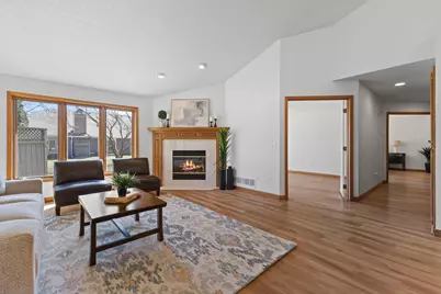 5619 Dunlap Avenue N, Shoreview, MN 55126 - Photo 11