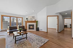 5619 Dunlap Ave N, Shoreview, MN 55126 - Photo 11