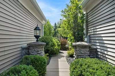 2996 Highcourte, Roseville, MN 55113 - Photo 13
