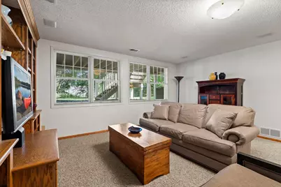 2996 Highcourte, Roseville, MN 55113 - Photo 45