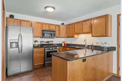 2996 Highcourte, Roseville, MN 55113 - Photo 31