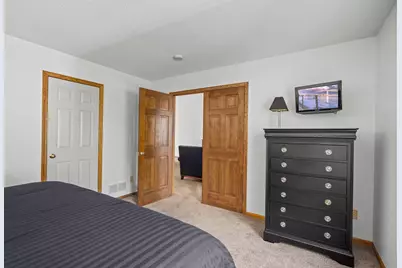 2996 Highcourte, Roseville, MN 55113 - Photo 37