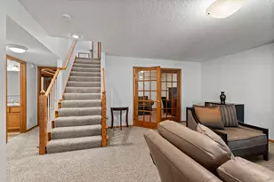 2996 Highcourte, Roseville, MN 55113 - Photo 49