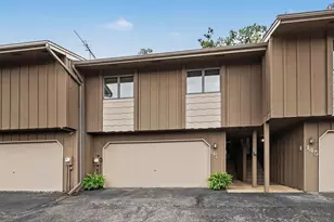 147 Kingswood Dr, Red Wing, MN 55066 - Photo 1