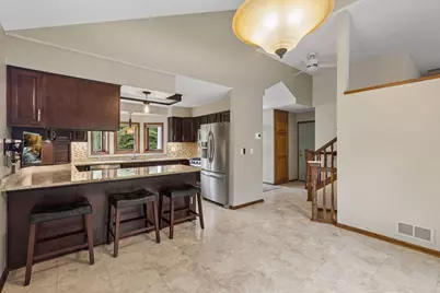2512 8th Street, White Bear Lake, MN 55110 - Photo 9