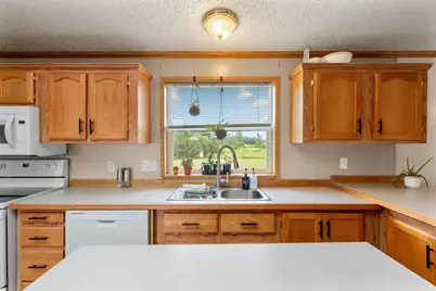 5404 Rush Point Drive, Rush City, MN 55069 - Photo 9