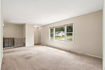 4638 Bedford Road, Mound, MN 55364 - Photo 5