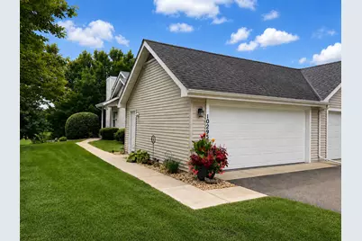 10295 Arrowwood Drive, Eden Prairie, MN 55347 - Photo 5