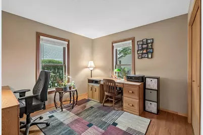 10295 Arrowwood Drive, Eden Prairie, MN 55347 - Photo 25