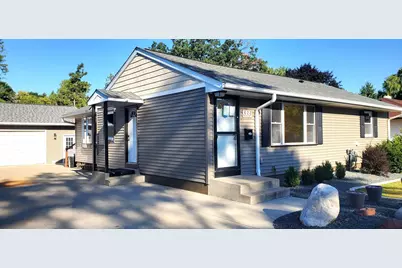 833 24th Avenue N, South Saint Paul, MN 55075 - Photo 3