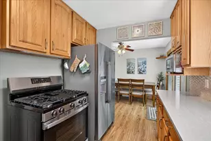 8805 Club Rd, Saint Louis Park, MN 55426 - Photo 9