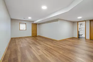 13891 Granada Way, Apple Valley, MN 55124 - Photo 25