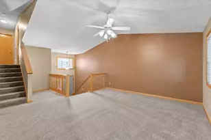 1070 Pine St, Farmington, MN 55024 - Photo 9