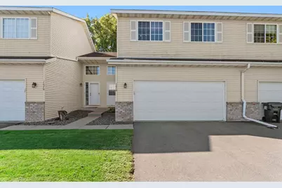 1070 Pine Street, Farmington, MN 55024 - Photo 3