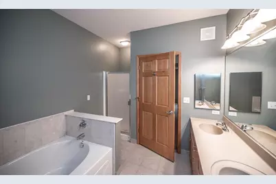 500 Greenhaven Drive #205, Burnsville, MN 55306 - Photo 23