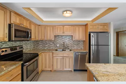 2885 Knox Avenue S #208, Minneapolis, MN 55408 - Photo 3