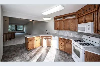 14351 Glenda Drive, Apple Valley, MN 55124 - Photo 7