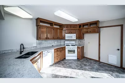 14351 Glenda Drive, Apple Valley, MN 55124 - Photo 5