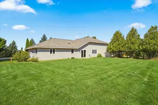 919 Waxon Ln, Hudson, WI 54016 - Photo 39
