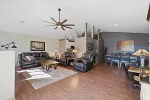 919 Waxon Ln, Hudson, WI 54016 - Photo 7
