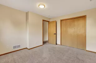 5852 Excalibur Ct NW, Rochester, MN 55901 - Photo 35