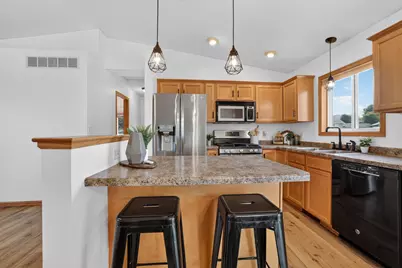 5852 Excalibur Court NW, Rochester, MN 55901 - Photo 7