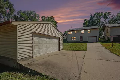 913 7th Avenue E, Shakopee, MN 55379 - Photo 23
