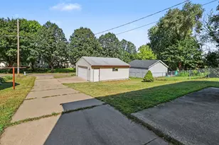 913 7th Ave E, Shakopee, MN 55379 - Photo 21