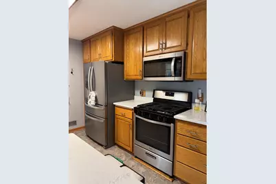 10557 104th Place N, Maple Grove, MN 55369 - Photo 5