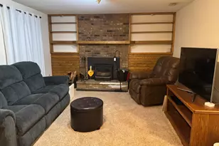 10557 104th Pl N, Maple Grove, MN 55369 - Photo 7