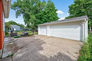 309 1st St N, Hopkins, MN 55343 - Photo 3