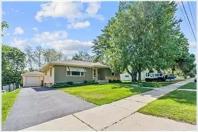 845 Spencer Street S, Shakopee, MN 55379 - Photo 3