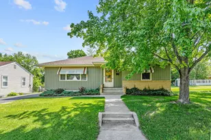 845 Spencer St S, Shakopee, MN 55379 - Photo 1