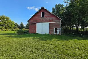 25050 400th St, Belview, MN 56214 - Photo 7