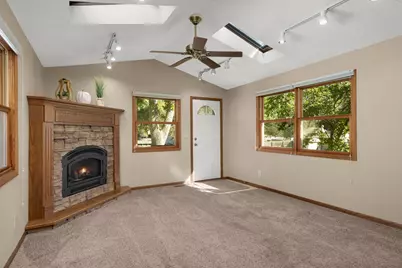 1601 Walnut Street, Hastings, MN 55033 - Photo 5