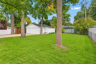 1601 Walnut St, Hastings, MN 55033 - Photo 7