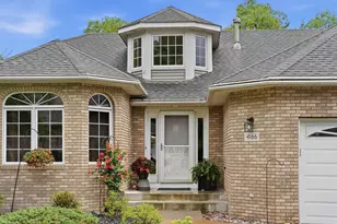 4166 Thornhill Ln, Vadnais Heights, MN 55127 - Photo 1