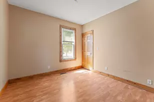 1064 Magnolia Ave E, Saint Paul, MN 55106 - Photo 9