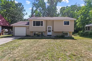 650 Birch Ln S, Shoreview, MN 55126 - Photo 1