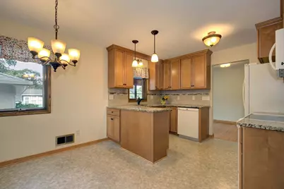 2115 English Street, Maplewood, MN 55109 - Photo 13
