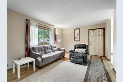513 Arlington Avenue E, Saint Paul, MN 55130 - Photo 3