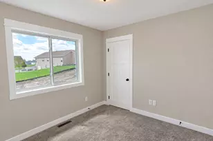 2405 Lake Ave, New Ulm, MN 56073 - Photo 15