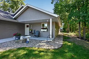 2006 Woodland Park Dr NE, Alexandria, MN 56308 - Photo 7